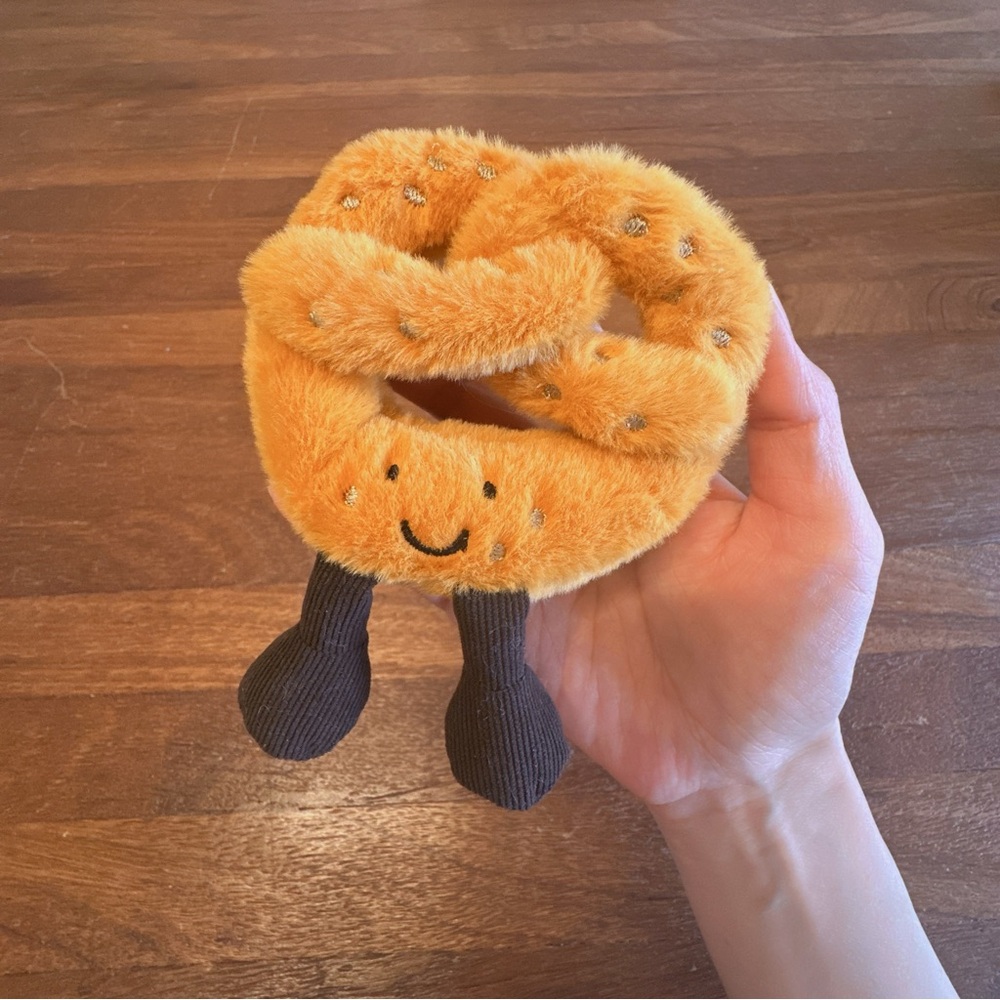 Pretzel Plush Keychain Kawaii Soft Mini Plush Bag Charm Cute Food Plush Gift